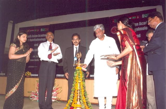 Dr. Lakhotia with Mr. Jaiswal, Home minister inaugurating SAARC Ophthalmology Conference..jpg